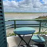 La Loge En Baie アパート *